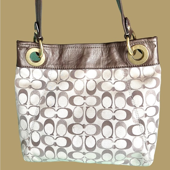 COACH Ashley Logo Signature Shoulder Bag Purse Jaquard & Leather F20265 - Picture 5 of 12